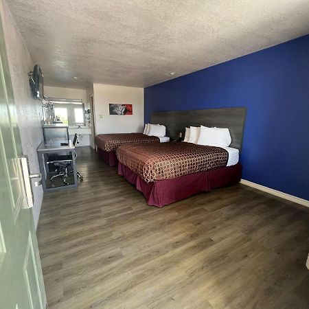 Country Hill Inn & Suite Eagle Pass Buitenkant foto