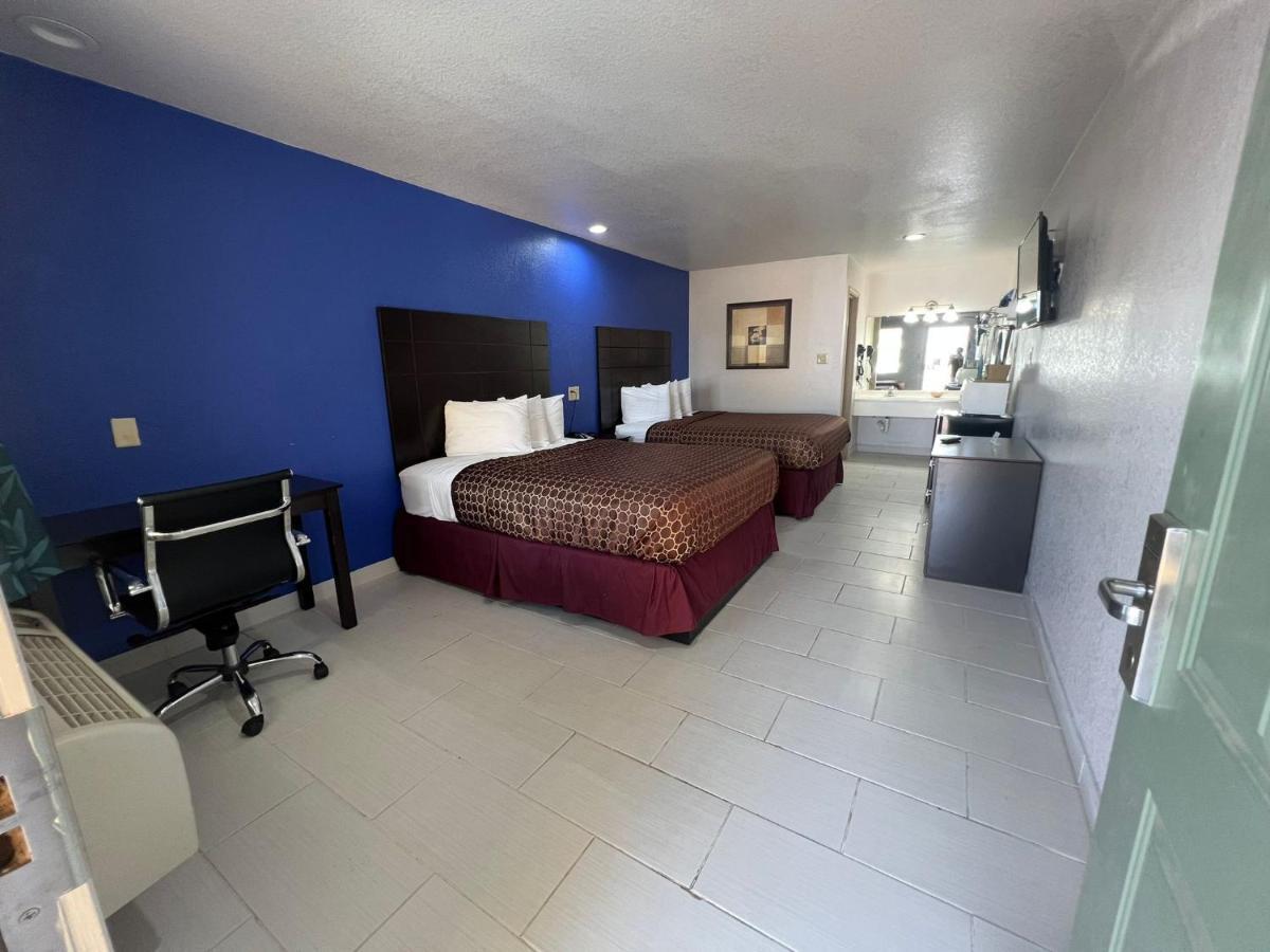 Country Hill Inn & Suite Eagle Pass Buitenkant foto