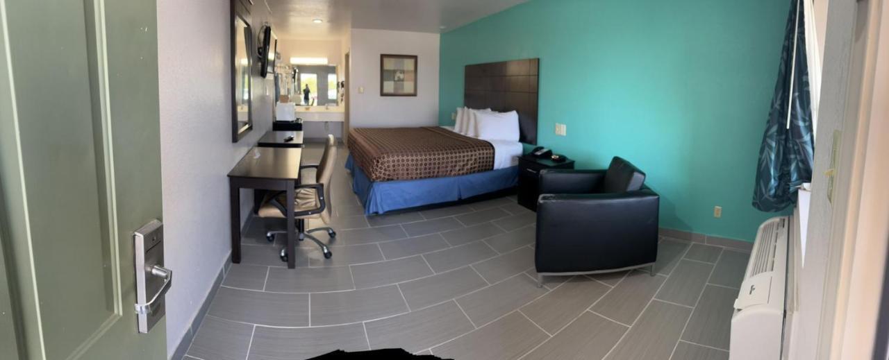 Country Hill Inn & Suite Eagle Pass Buitenkant foto