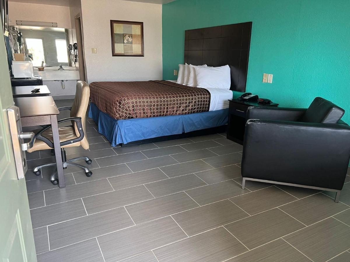 Country Hill Inn & Suite Eagle Pass Buitenkant foto